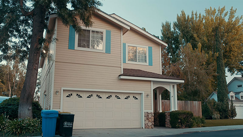 Screenshot of the exterior of Jack's House from the show "A.P. Bio"